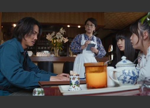 見えない娘 THE INVISIBLES